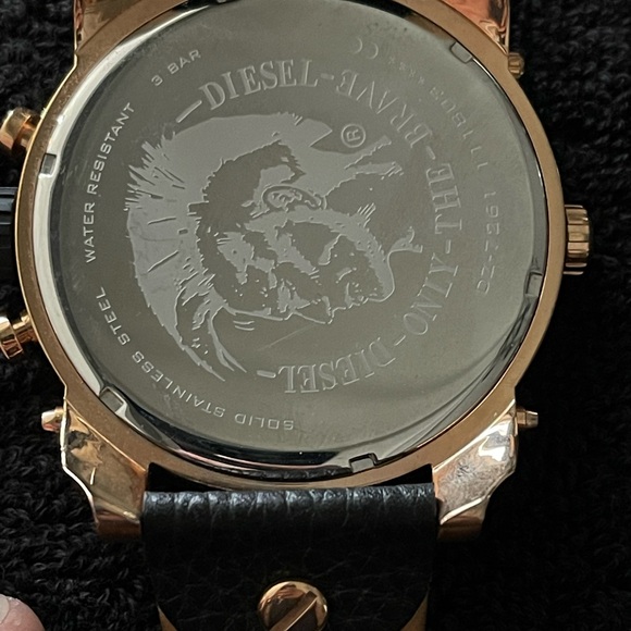Rose Gold and Black 3Bar Diesel watch - Picture 3 of 3